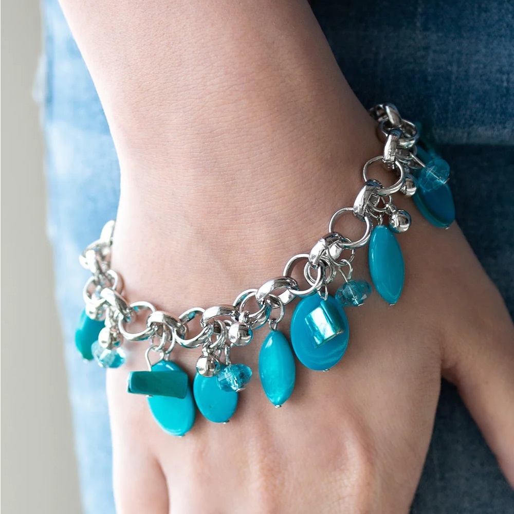 ❤️‍🔥5/$25❤️‍🔥 Seashore Sailing Blue Bracelet